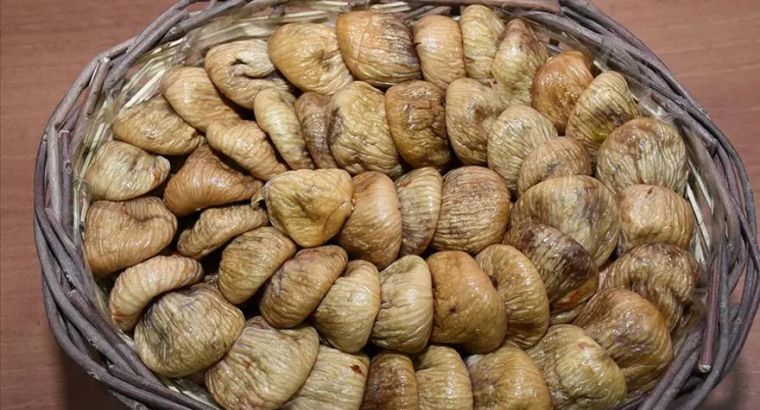 Цены на сухофрукты резко выросли! В прошлом году — 900 лир, сегодня — 1800 лир