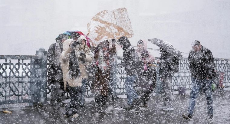 Для Стамбула названы даты: температура резко упадёт, возможен снег