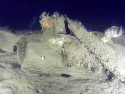 В Мраморном море обнаружены новые фрагменты старого авиалайнера