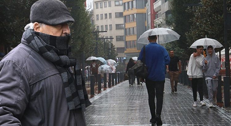 С запада в Турцию заходит новый фронт: ливни, грозы и снег начнутся уже завтра