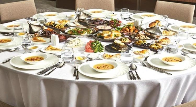 Рестораны проверят на скрытые платежи