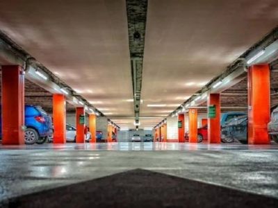 Платная парковка в ТЦ: законно ли это?
