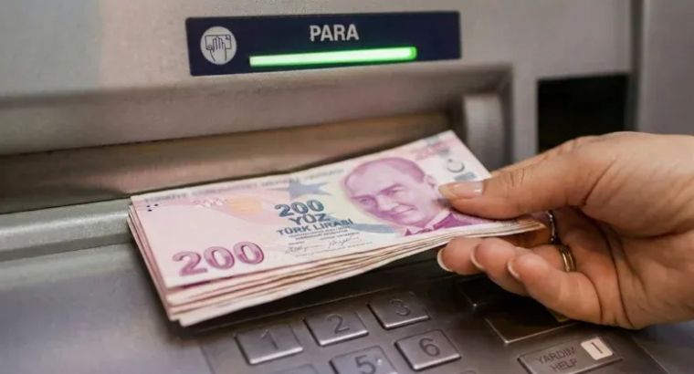 В банкоматах и мобильном банкинге Турции начался новый период