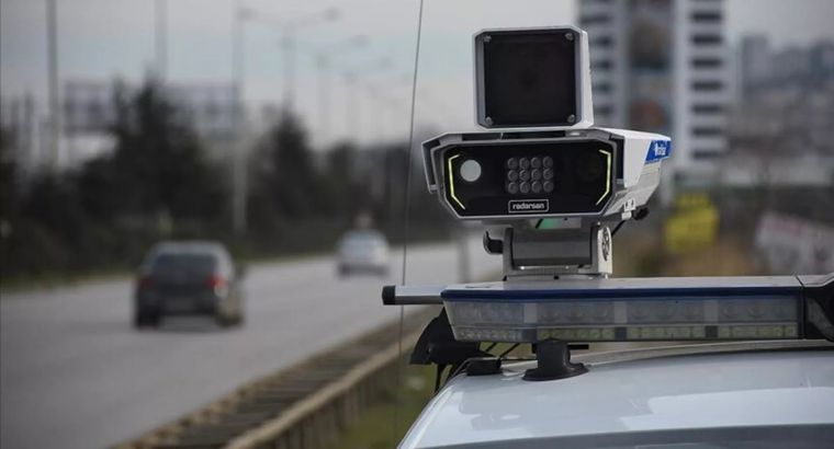Водителям дали право требовать данные о радарах