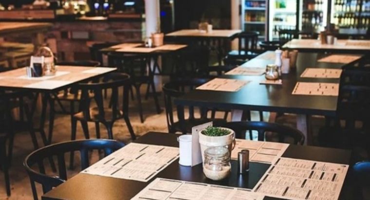 Рестораны и кафе в Турции сталкиваются с резким ростом расходов