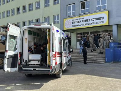 В Шанлыурфе стрельба в школе: 16 пострадавших