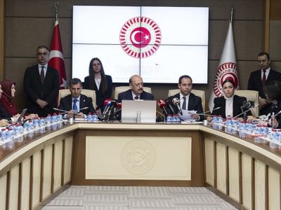 В Турции меняют правила соцсетей и декрета