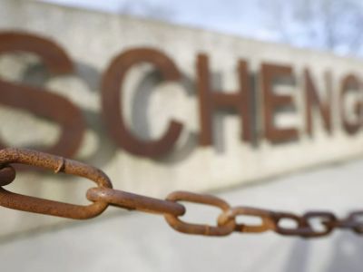 TÜRSAB: записи на шенгенские визы блокируют боты
