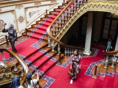 ДВОРЕЦ ДОЛМАБАХЧЕ ОТМЕЧАЕТ 170-ЛЕТИЕ