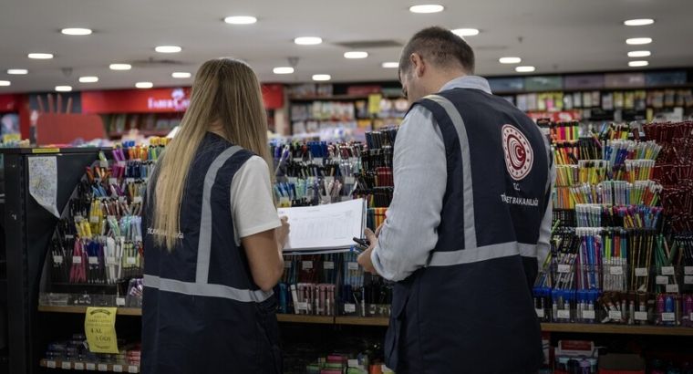 В Турции начали проверять школьные товары перед началом учебного года