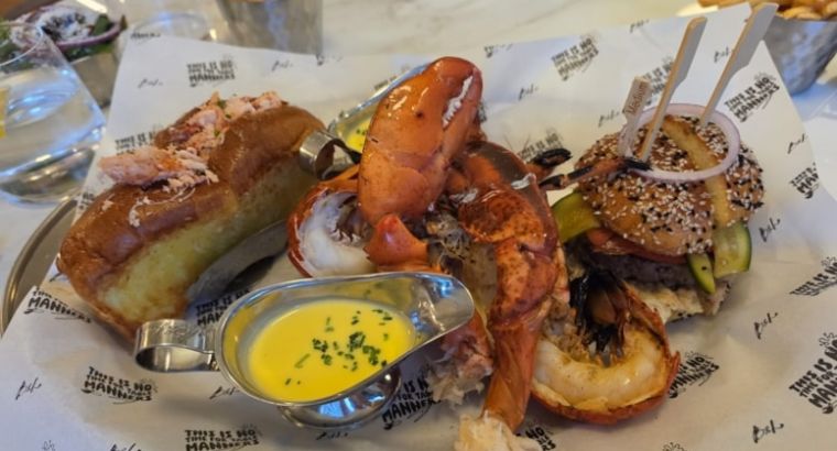 В Стамбуле открылся всемирно известный Burger & Lobster